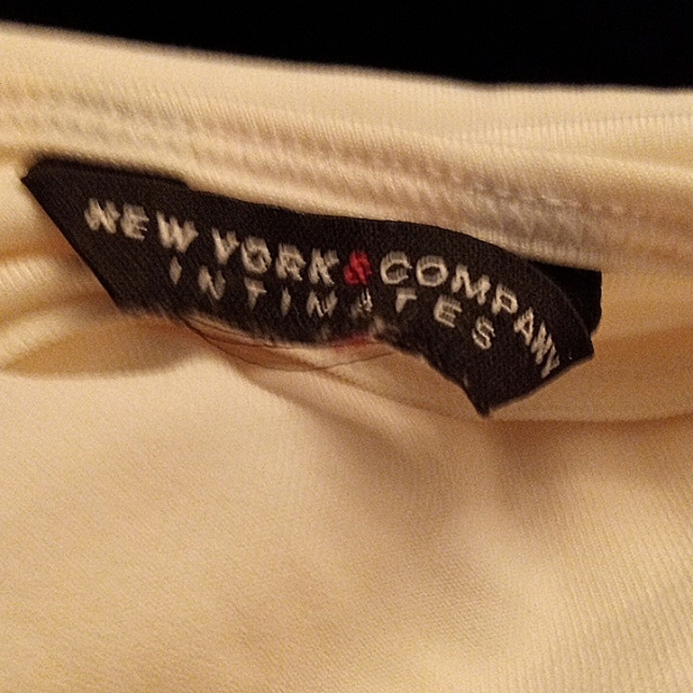 NY&C Cami's - Picture 3 of 7